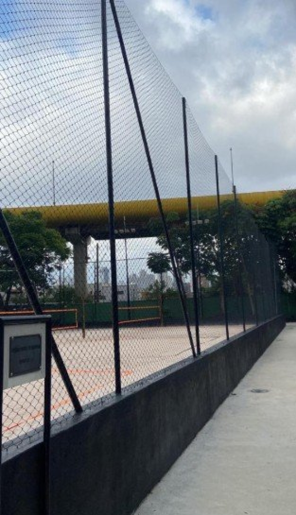 Rede de Proteção Esportiva para Tênis e Beach Tennis - Nylon 4,50 x 4,50 